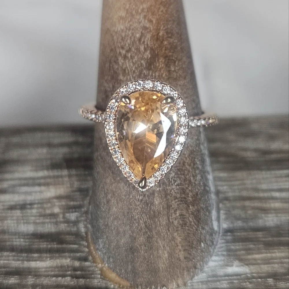 NWOT Rose Gold Teardrop Pear Peach Pink CZ Halo Ring Size 8 Stamped 925